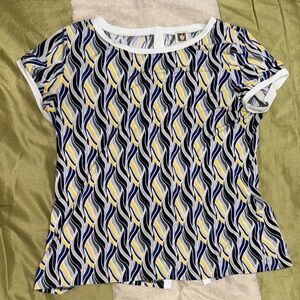 Alfani Multicolored Fitted Graphic Tee with back detail